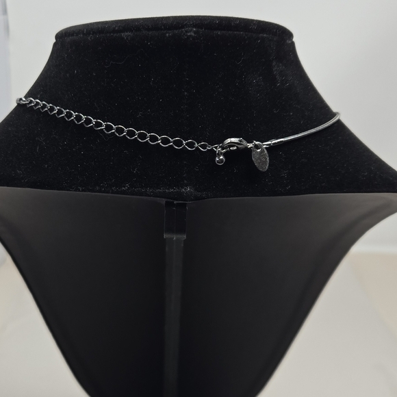 Lia Sophia Wmns Gunmetal Necklace Tear Drop Pendant Opalesent Mohave Blue Color - Picture 3 of 9